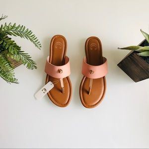 NEW! CC ROSE GOLD PINK LIGHT SANDALS